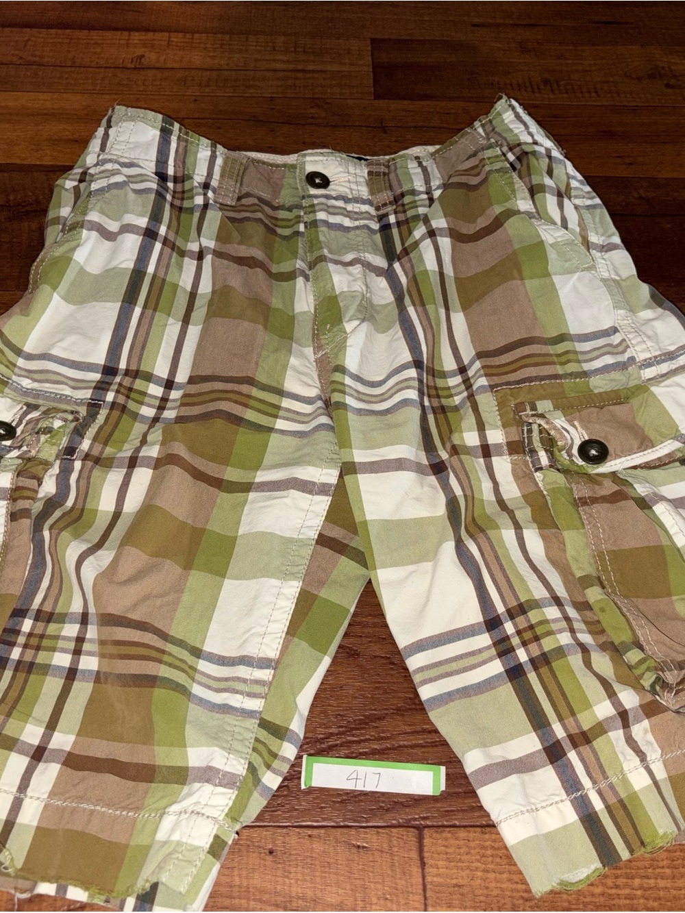 American eagle men’s plaid cargo shorts size 28